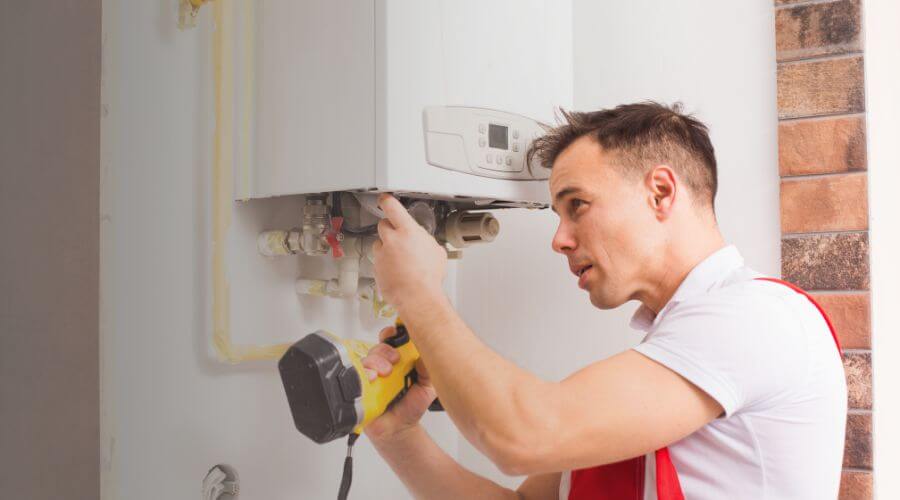 Expert burst pipe repair services in Canalou, MO
